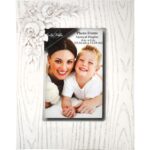 Drewniana kwadratowa ramka na zdjęcia z wypukłym dekorem 15x19 cm