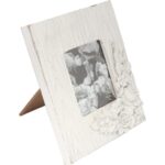 Drewniana kwadratowa ramka na zdjęcia z wypukłym dekorem 13,2x13,2 cm - obrazek 3