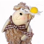 Figurka Wielkanocna Baranek Symboliczny z Kwiatkiem, 10cm, Kolor Brązowy - obrazek 2