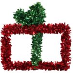 Czerwona, Błyszcząca Dekoracja Świąteczna - Zawieszka w Kształcie Prezentu o Wysokości 34 cm