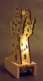 Świecznik Drewniany Anioł z Lampką LED Białym Światłem, Zasilany na Baterie - obrazek 2