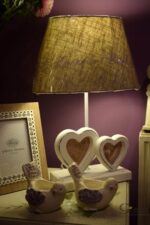 Romantyczna Lampa Stołowa z Ramkami na Zdjęcia w Stylu Prowansalskim - obrazek 2