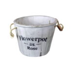 Drewniana szara osłonka z uchwytami ze sznurka 13x16.5 cm