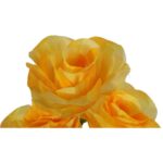 Bukiet 8 róż z dodatkiem bukszpanu w kolorze żółtym - obrazek 3