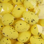 Zestaw 50 Dekoracyjnych Jajek Wielkanocnych ze Styropianu, 2,5 cm, Kolor: Żółty - obrazek 2