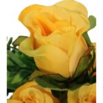 Żółty Bukiet Sztucznych Róż w Kompozycji z Paprotkami - 10 Sztuk, 40 cm Wysokości - obrazek 3