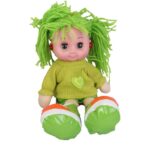 Śpiewająca Lalka Przytulanka w Zielonej Sukience z Świecącymi Kolczykami - obrazek 2