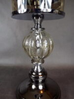 Świecznik wykonany z chromu w kolorze grafitowym oraz przydymionego szkła 15x41 cm - obrazek 3