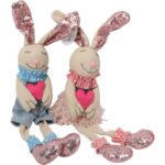Różowy Zając Wielkanocny z Serduszkiem - Dekoracja Świąteczna 40cm - obrazek 3