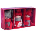 ZAWIESZKI ŚWIĄTECZNE - ZESTAW FIGUREK CHŁOPCÓW I DZIEWCZYNKI W KOLORZE CZERWONO-SZARYM - obrazek 2