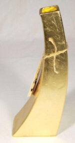 Wazonik wykrzywiony w kolorze złotym lekko postarzany 32x12 cm - obrazek 2