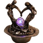 Fontanna Rajskie Spotkanie z LED i Parą trzymającą się za ręce F002B