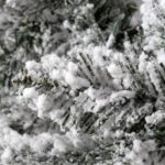 Ośnieżona Girlanda Świąteczna z Lampkami LED - Biała, Zasilanie Bateryjne, Długość 150 cm - obrazek 3