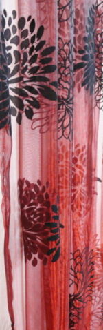 Firana bordowa w czarne kwiaty [FIR/CZER] - obrazek 2