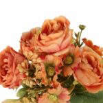 BUKIET 7 KWIATOW Z ROŻAMI I DODATKAMI KOLOR POMARAŃCZOWY - obrazek 2