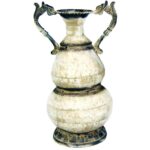 Wazon z metaloplastyki w kolorze kremowo-brązowym z uchem