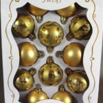 Komplet 12 bombek plastikowych złotych w paski