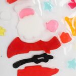 Naklejki Świąteczne Żelowe Mikołaj 20cm - Samoprzylepne, Bezklejowe, Bezpieczne dla Dzieci, do Okien i Mebli - obrazek 2