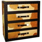 Komoda Rustic Elegance z imitacją sierści cielaka i wykończeniami ze skóry