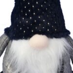 Świąteczny Skrzat w Czarnej Czapie - Dekoracja Bożonarodzeniowa, 55 cm - obrazek 2