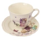 Zestaw 2 filiżanek i 2 talerzyków ceramicznych z fioletowym wazonem w prezentowym opakowaniu - obrazek 2