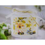 Świecznik szklany z uchwytem i kwiatowym motywem - obrazek 2