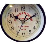 Zegar dwustronny wiszący na ramieniu z metaloplastyki 30x24 cm - obrazek 2