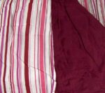 Bordowa Welurowa Narzuta z Haftowanymi Kwiatami i Kompletem Poszewek - obrazek 3