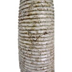 Wazon kamienny kremowy w prążki z efektem popękania 30x10 cm z ochraniaczami przeciwzarysowaniowymi - obrazek 2