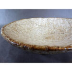 Talerz Dekoracyjny Kamienny Popękany w Prążki Kremowy 30x8cm - obrazek 3