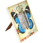 Elegancka Stojąca Ramka na Zdjęcie z Motywem Motyla, Kolor Kremowy, Rozmiar 14,5x14,5 cm - obrazek 2