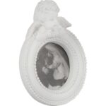 Ramka na zdjęcie okrągła z aniołkiem biała 9x7 cm - obrazek 3