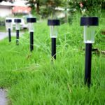 Słoneczny Słupek Oświetleniowy z Czujnikiem Zmierzchu - Biała Dioda LED, 31 cm - obrazek 2