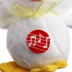 MASKOTKA WIELKANOCNA KURKA BIAŁA Z POZYTYWKĄ - obrazek 2