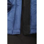 Ciepła Kurtka dla Psa M Rozmiar, Wodoodporna Niebiesko-Czarna z Kapturem i Otworem na Smycz - obrazek 3