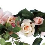 ELEGANCKA DEKORACJA NA DRZWI Z RÓŻAMI ROGAL 60 CM - obrazek 2