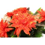 Kompozycja dalii I suszu w złotym gazonie w kolorze pomarańczowym - obrazek 2