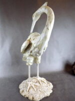  Czapla figurka w kolorze kremowym odwrócona - obrazek 3