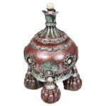 Ozdobna Szkatułka Vintage ze Szkicznymi Detalami w Kolorze Brązu i Srebra.