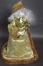 Mikołaj w Złotej Szacie Dekoracja Świąteczna 30X20CM - obrazek 3