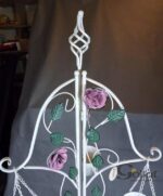 Stojak na rośliny Różana Subtelność na sześć doniczek z metaloplastyki - obrazek 3