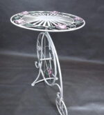 Stolik Prowansalski na Kołach z Dekoracją Różowej Gałązki - obrazek 3