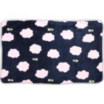 Kocyk dla psa Chmurka w kolorze ciemno granatowym o wymiarach 40x60cm b