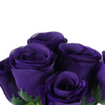 BUKIET 7 RÓŻ Z DODATKAMI sztuczne kwiaty do wazonu KOMPOZYCJA fioletowa 35 cm - obrazek 3