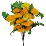 Żółty Bukiet z 24 Goździków i Paprociami - Dekoracja Wyglądająca Jak Żywe Kwiaty, Wysokość 58 cm - obrazek 2
